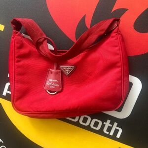 Red Prada bag used 3 times in great condition